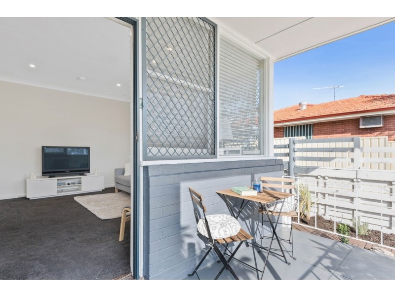 19 Bradley Way, Lockridge WA 6054