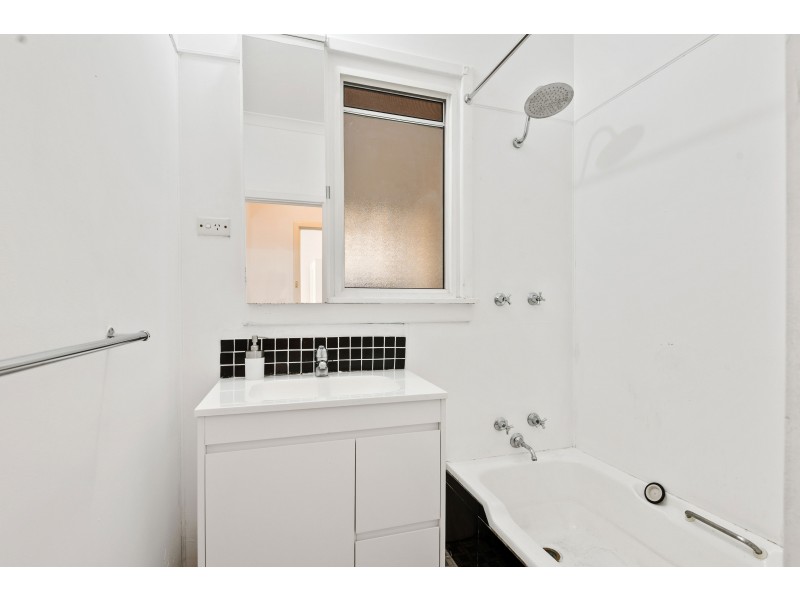 19 Bradley Way, Lockridge WA 6054