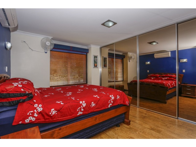 10 Pirianda Way, Aveley WA 6069