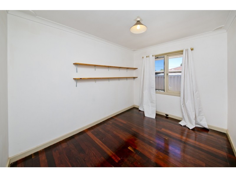 19 Winterton Way, Girrawheen WA 6064