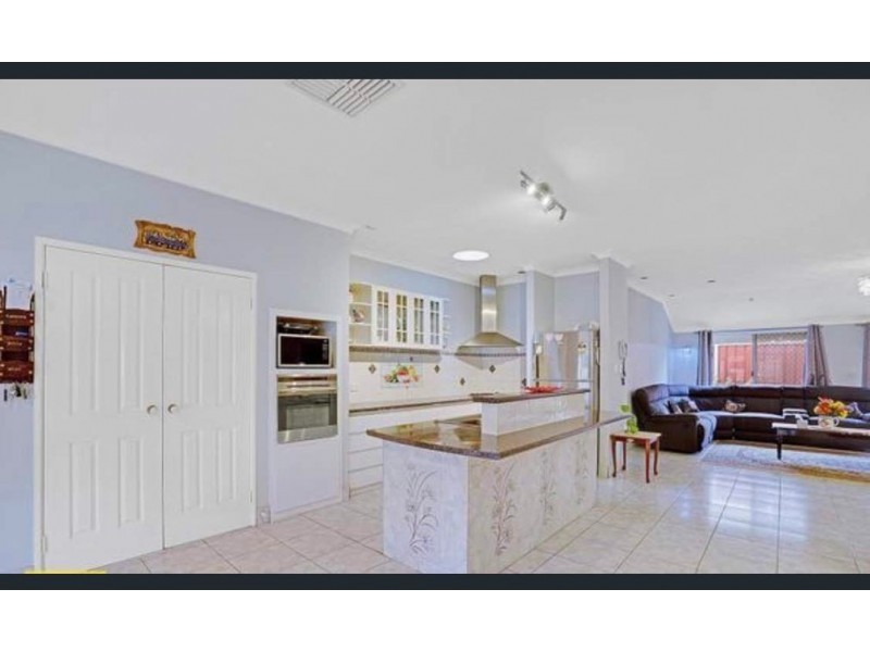 51 Yosemite Loop, Ballajura WA 6066