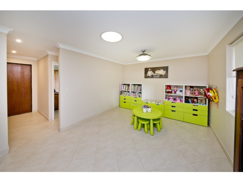 9 Congo Place, Beechboro WA 6063