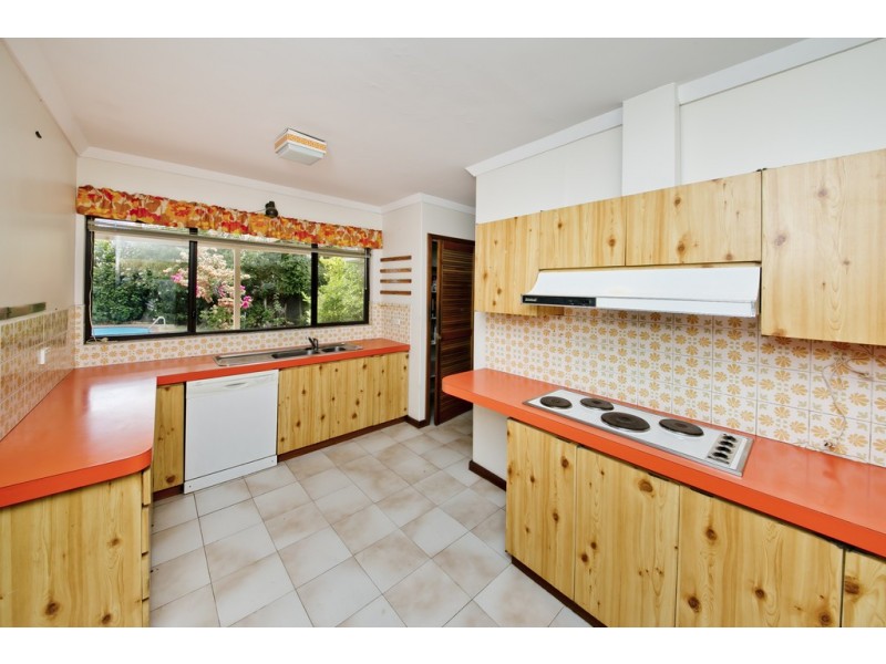 117 Howes Crescent, Dianella WA 6059