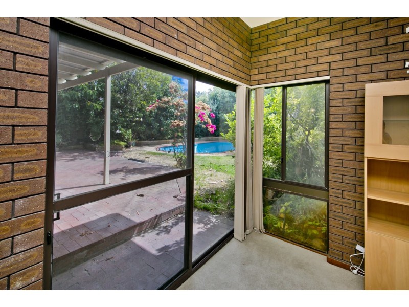 117 Howes Crescent, Dianella WA 6059