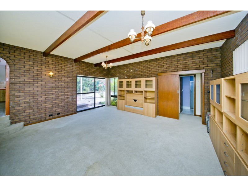 117 Howes Crescent, Dianella WA 6059