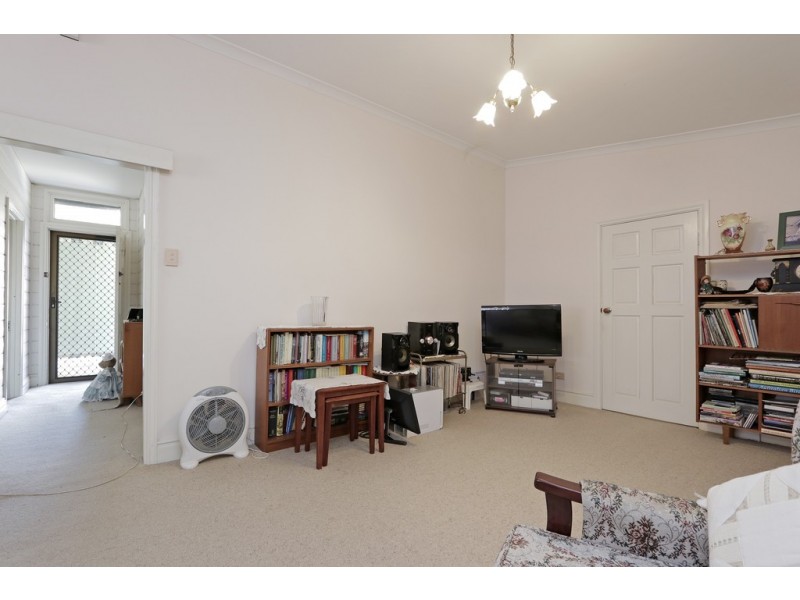 19 Dudley Street, Midland WA 6056