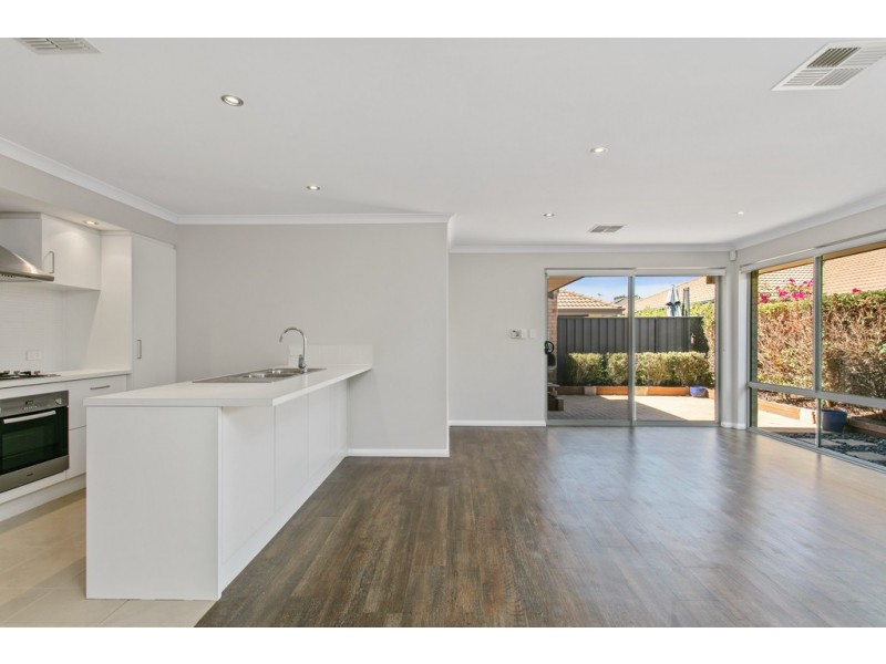 15 Scaddan Street, Bassendean WA 6054