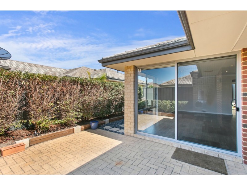 15 Scaddan Street, Bassendean WA 6054