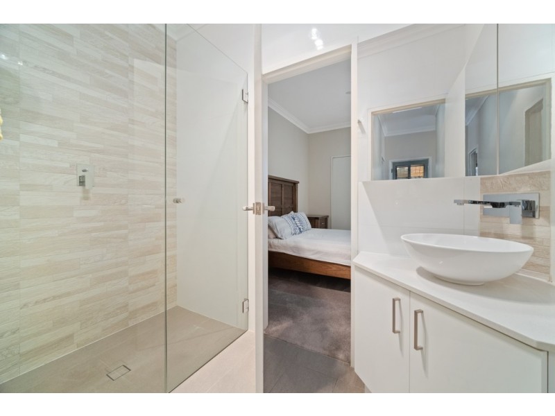 120B Peninsula Rd, Maylands WA 6051