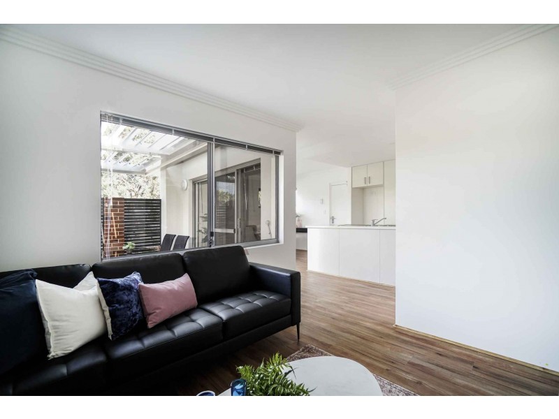 3/21 Third Ave, Bassendean WA 6054
