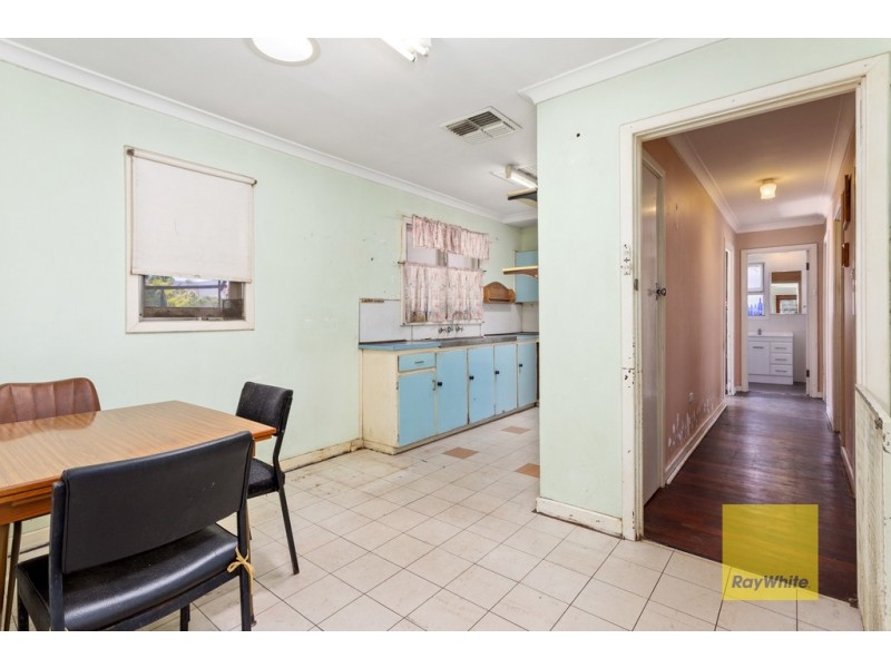 90 Rosher Road, Lockridge WA 6054