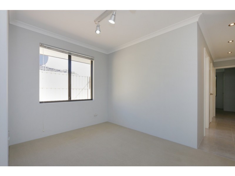 61A Victoria Parade, Midvale WA 6056