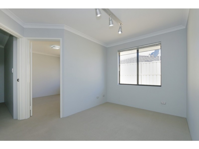 61A Victoria Parade, Midvale WA 6056
