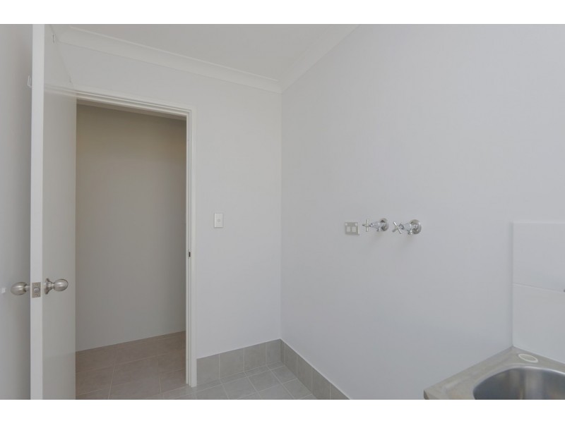 61A Victoria Parade, Midvale WA 6056