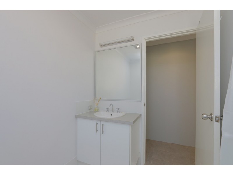 61A Victoria Parade, Midvale WA 6056