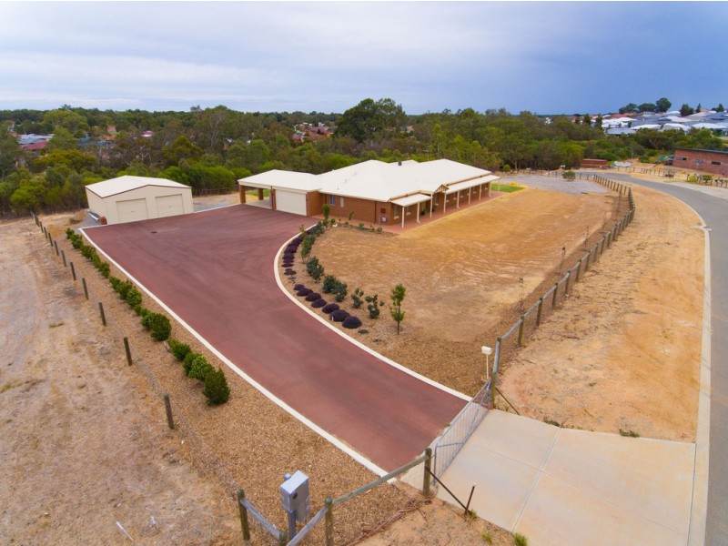 13 Gooseberry Retreat, Jane Brook WA 6056
