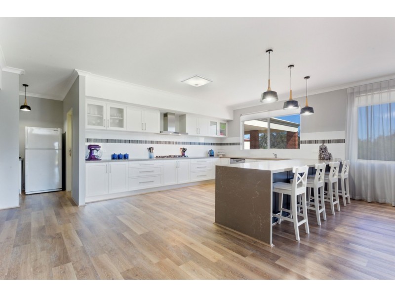 13 Gooseberry Retreat, Jane Brook WA 6056