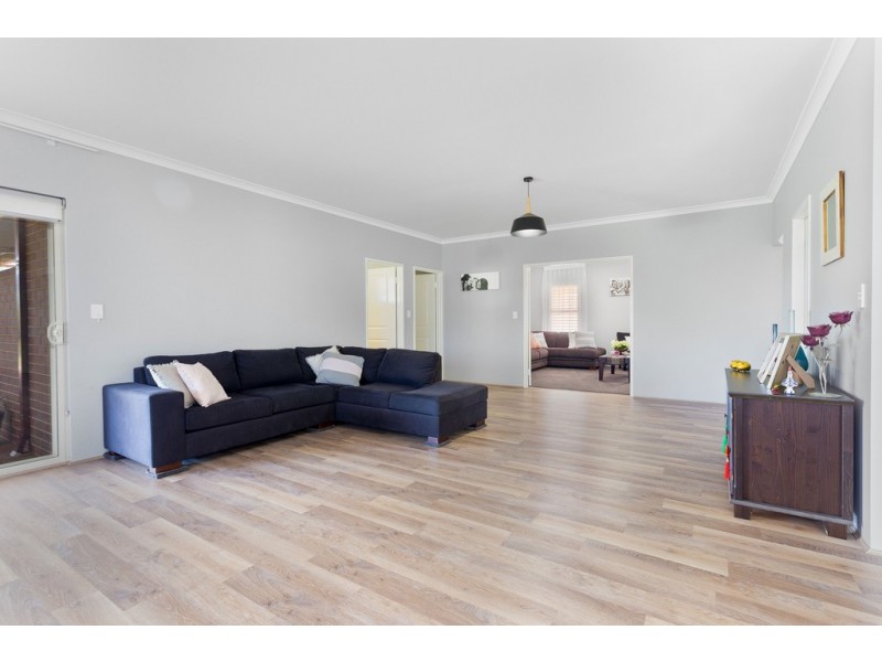 13 Gooseberry Retreat, Jane Brook WA 6056