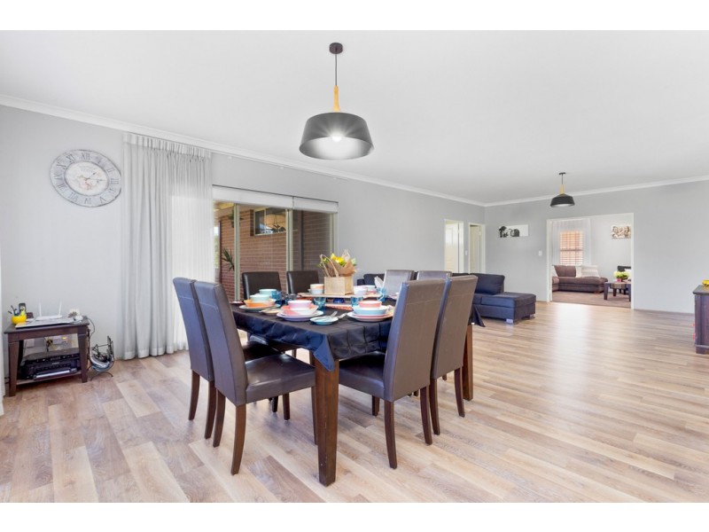 13 Gooseberry Retreat, Jane Brook WA 6056