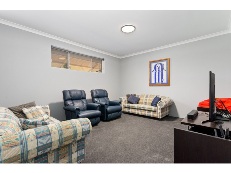 13 Gooseberry Retreat, Jane Brook WA 6056