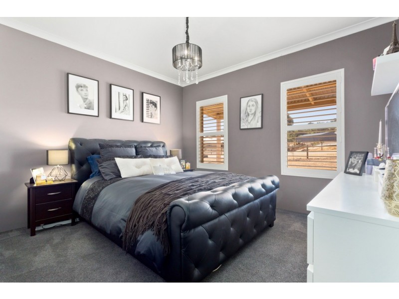 13 Gooseberry Retreat, Jane Brook WA 6056