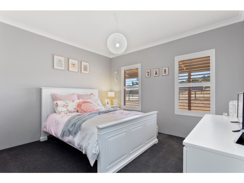 13 Gooseberry Retreat, Jane Brook WA 6056