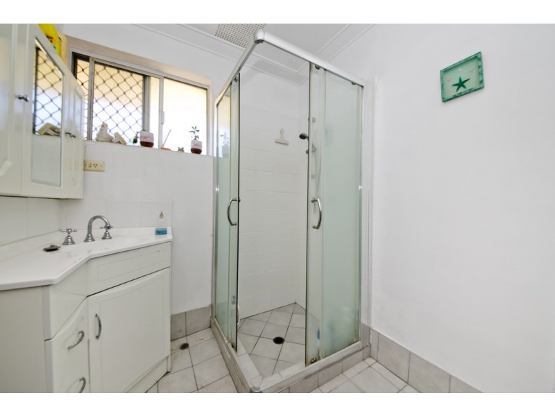 16 Collingwood Street, Dianella WA 6059