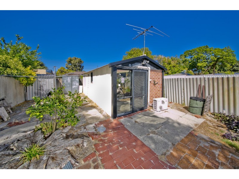 16 Collingwood Street, Dianella WA 6059