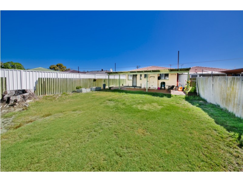 14 Collingwood Street, Dianella WA 6059