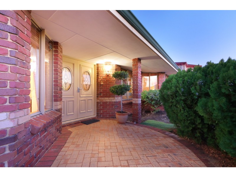 44 Caledonia Avenue, Currambine WA 6028