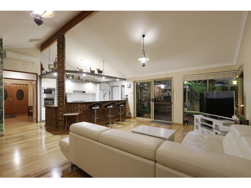 44 Caledonia Avenue, Currambine WA 6028