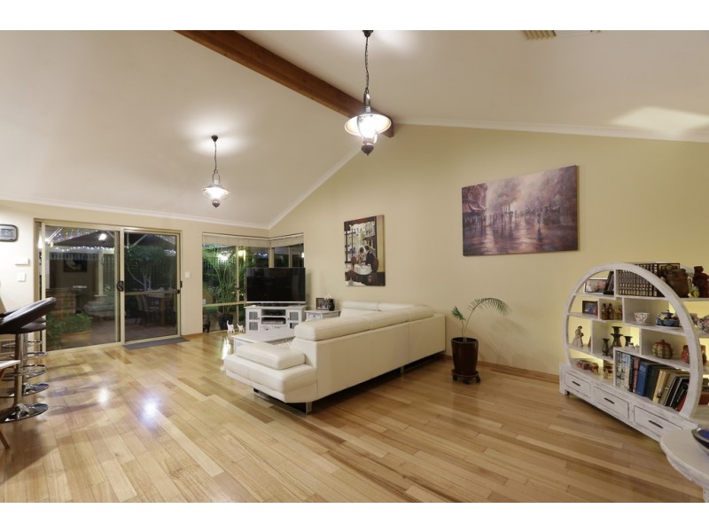 44 Caledonia Avenue, Currambine WA 6028