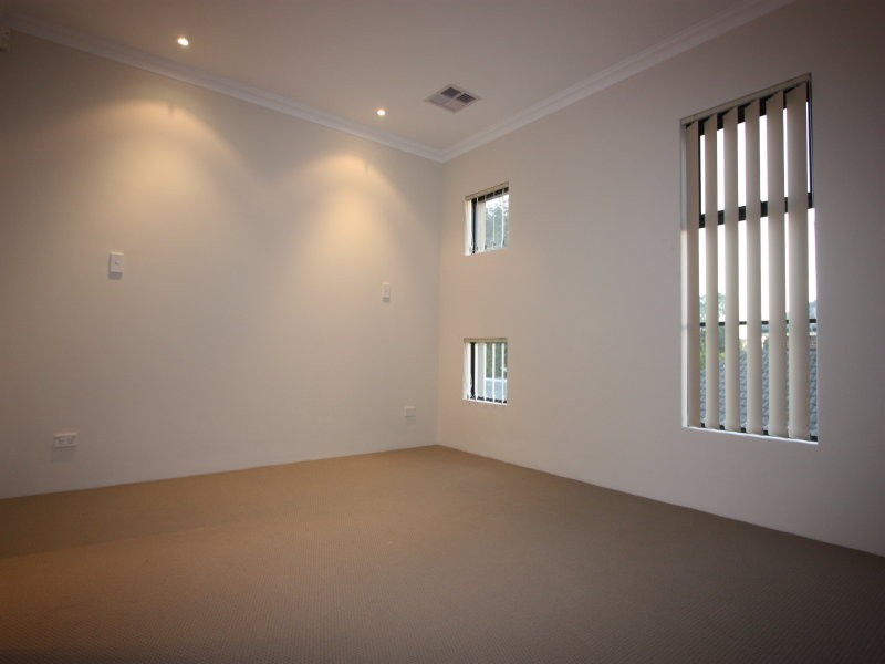 14C Chichester Street, Nollamara WA 6061