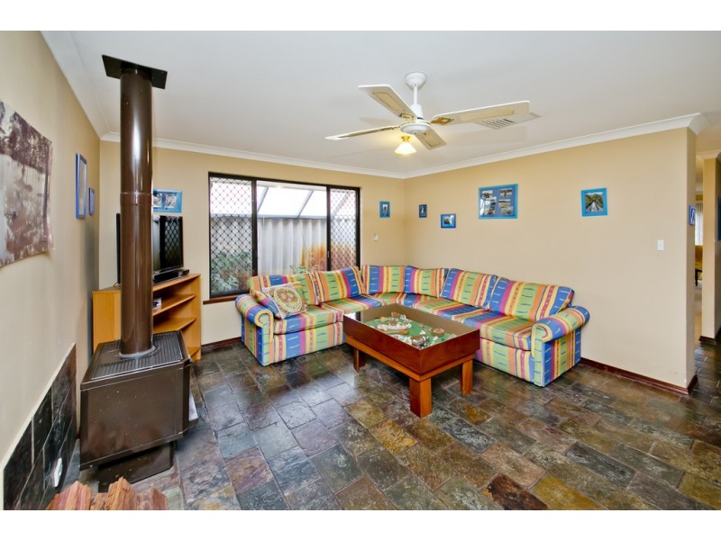 20 Rhine Crescent, Beechboro WA 6063