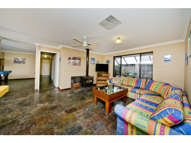 20 Rhine Crescent, Beechboro WA 6063