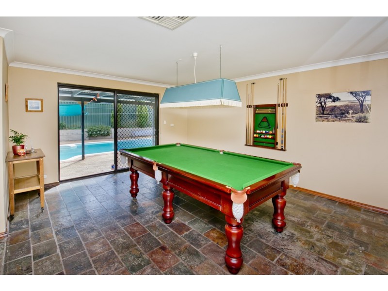 20 Rhine Crescent, Beechboro WA 6063