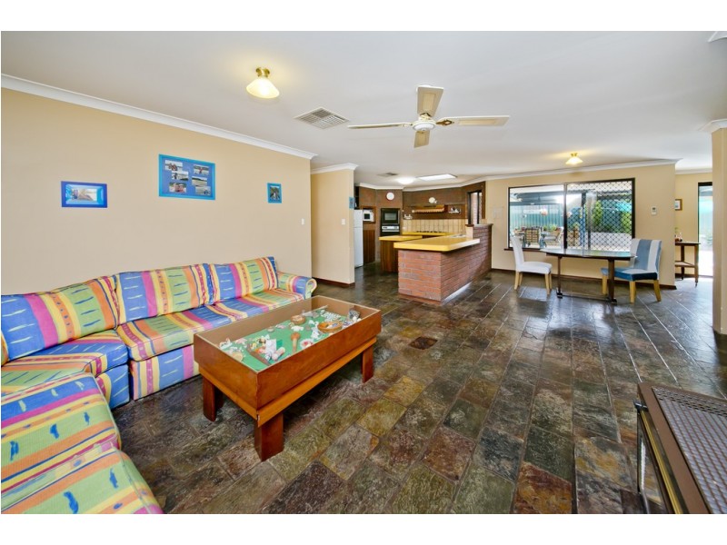 20 Rhine Crescent, Beechboro WA 6063