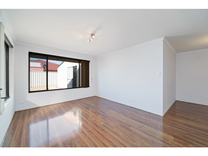 47 Pensacola Avenue, Caversham WA 6055