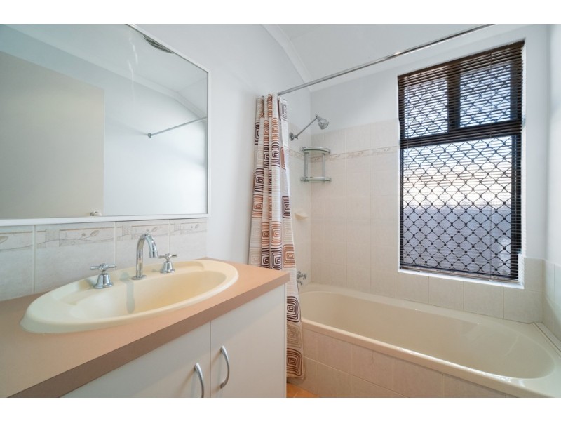 47 Pensacola Avenue, Caversham WA 6055