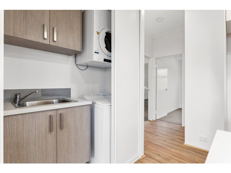 8/21 Third Ave, Bassendean WA 6054