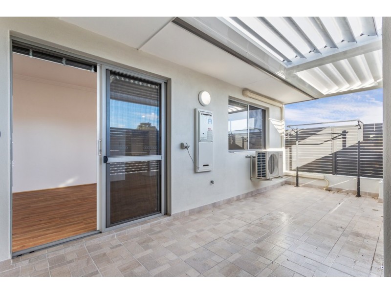 8/21 Third Ave, Bassendean WA 6054