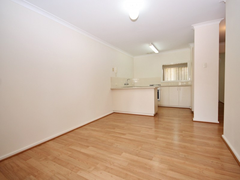 4/36 Halland Way, Westminster WA 6061