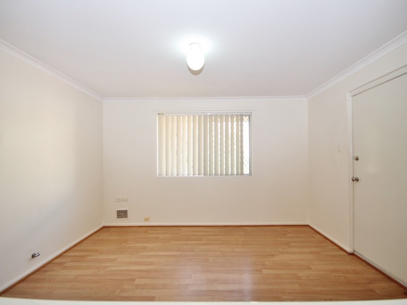 4/36 Halland Way, Westminster WA 6061