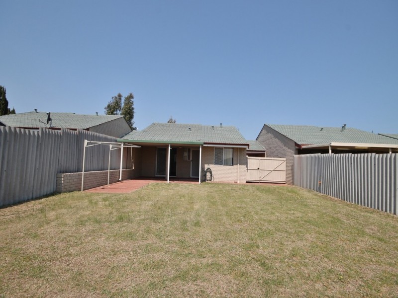 4/36 Halland Way, Westminster WA 6061