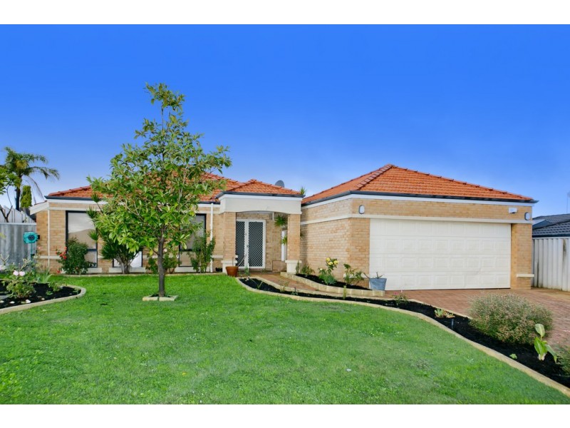 12 Laura Rise, Marangaroo WA 6064