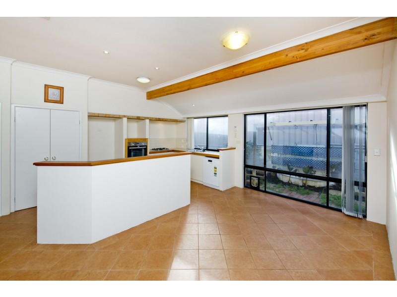 12 Laura Rise, Marangaroo WA 6064