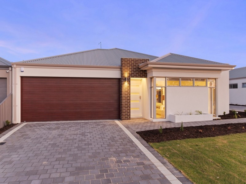 6/4 Canterbury Court, Nollamara WA 6061