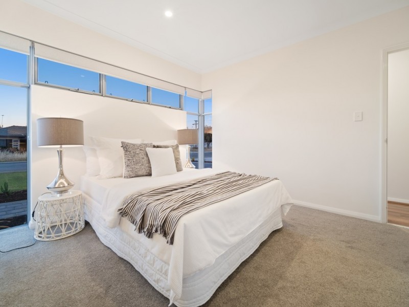 6/4 Canterbury Court, Nollamara WA 6061