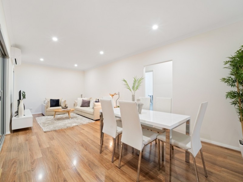 6/4 Canterbury Court, Nollamara WA 6061