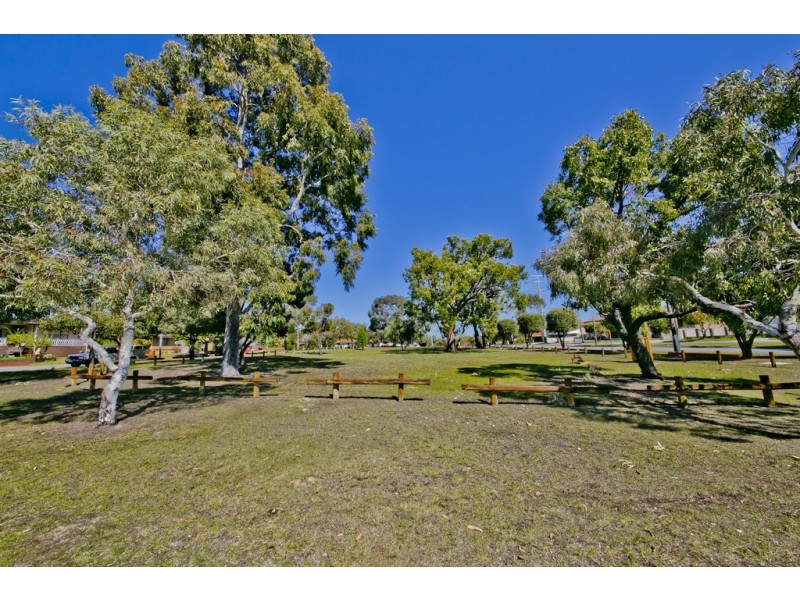 4/22 Meldon Way, Dianella WA 6059